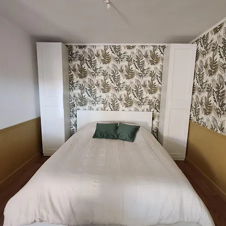 Апартаменты Avec Coin Nuit Climatise Au Pied De La Marina De Фрежюс