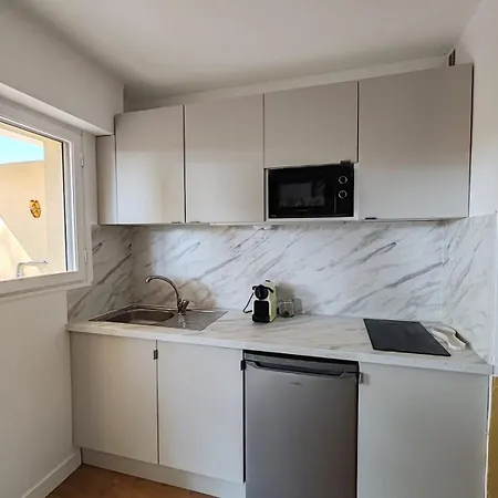 Avec Coin Nuit Climatise Au Pied De La Marina De * Фрежюс